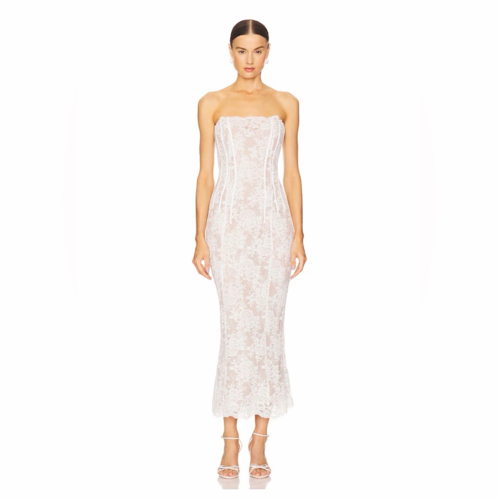 V. Chapman Strapless White Lace Column Gown